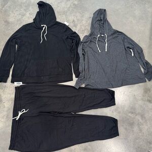 Old Navy Black Jogger Pants